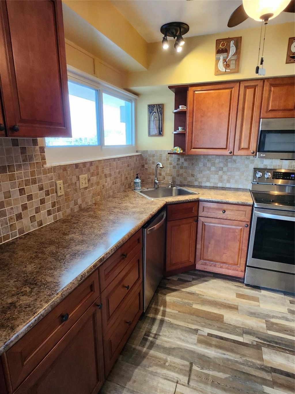 1900 S Ocean Drive, Unit 312, Fort Lauderdale, FL 33316 Photo