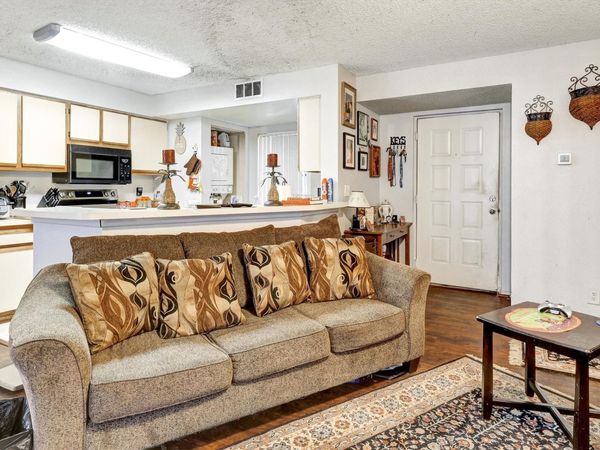 9999 Summerbreeze Drive, Unit 1010, Sunrise, FL 33322