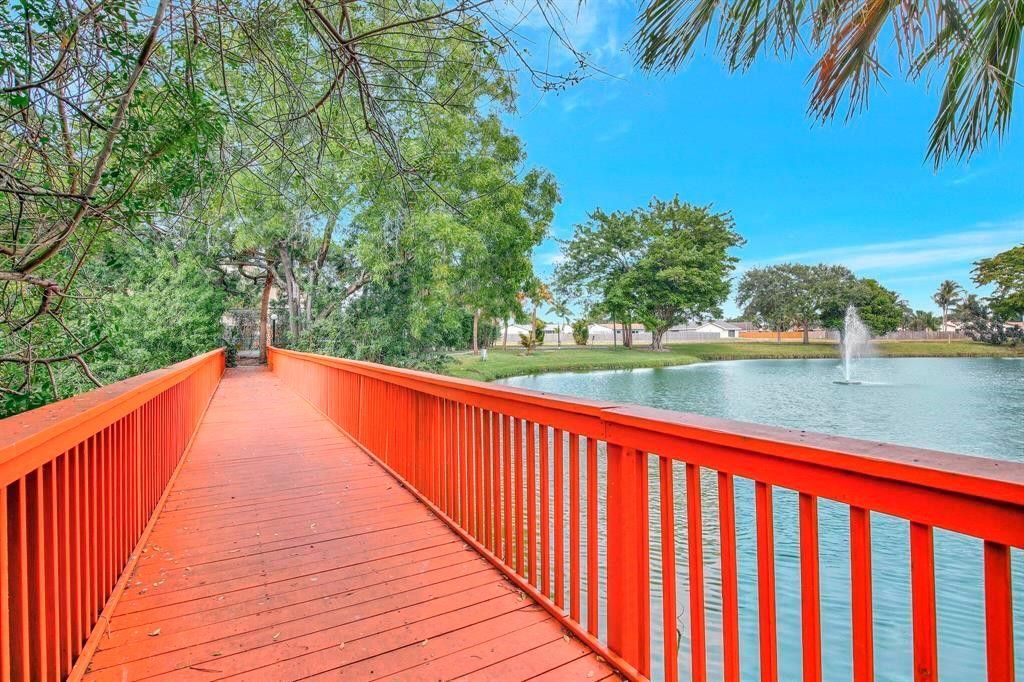 9999 Summerbreeze Drive, Unit 1010, Sunrise, FL 33322 Photo