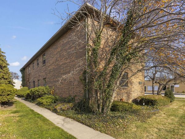 5700 Saint Charles Road, Berkeley, IL 60163