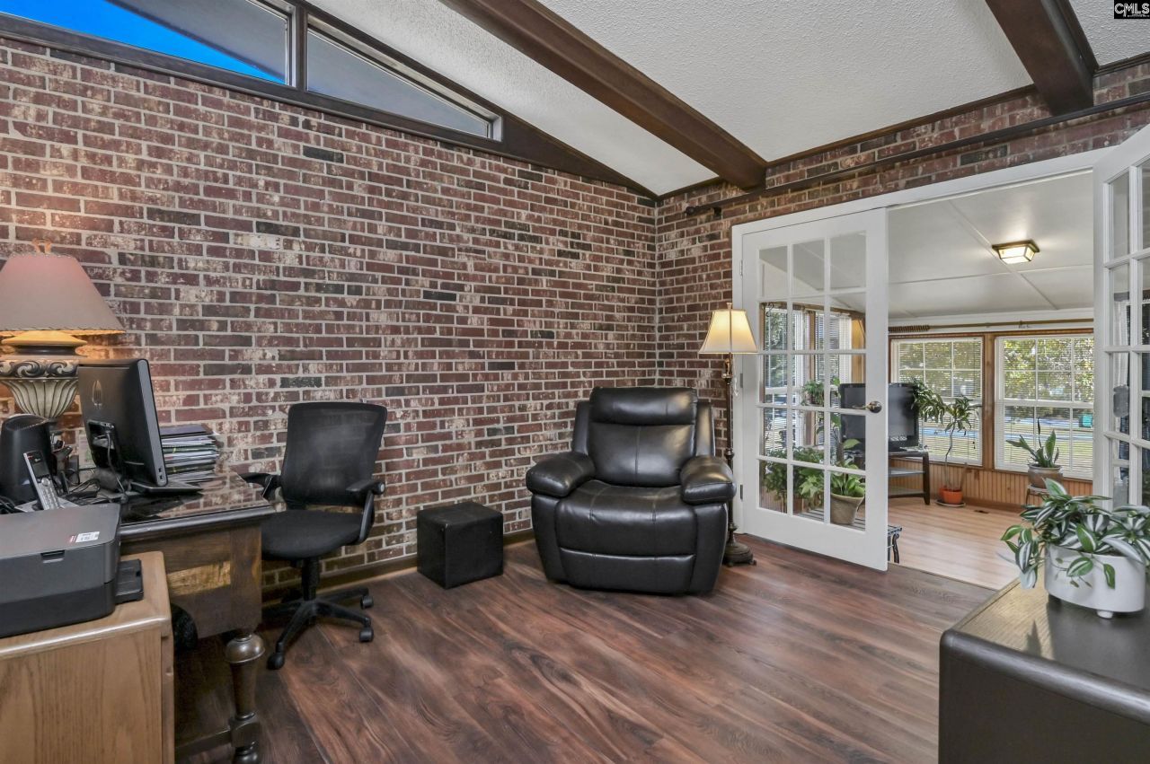 512 Kendall Drive Photo 13