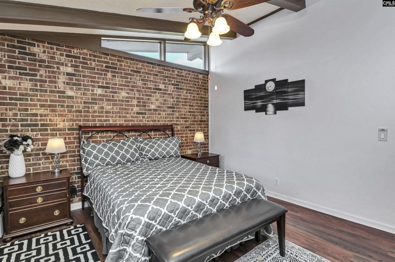 512 Kendall Drive Photo 19