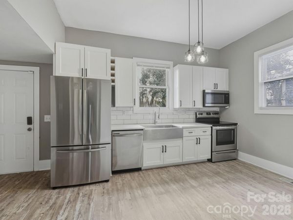 4313 Hovis Road, Charlotte, NC 28208