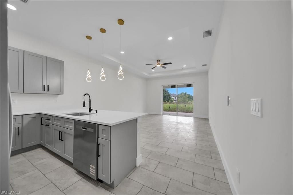 4833-4835 Leonard Blvd S, Lehigh Acres, FL 33973 Photo