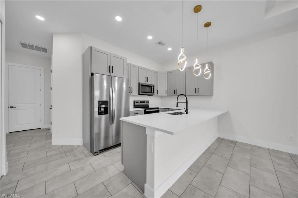 4833-4835 Leonard Blvd S, Lehigh Acres, FL 33973 Photo