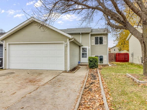 3327 19th Street S, Fargo, ND 58104