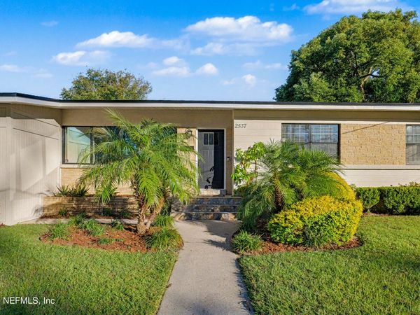 2537 BUTTONWOOD Drive, Jacksonville, FL 32216