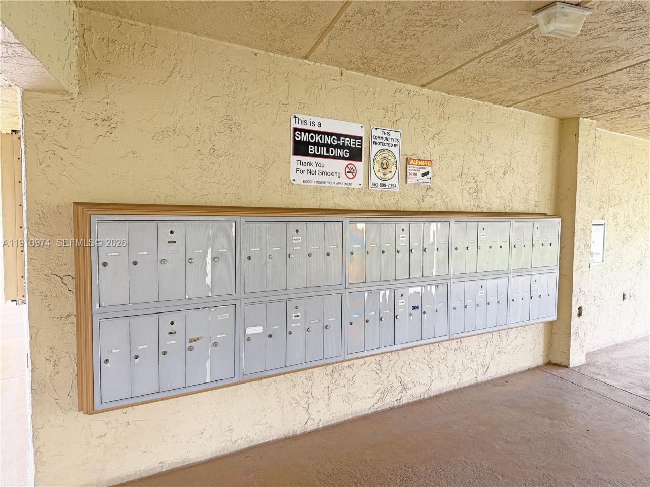 500 W Village Green Cir W, Unit 203, Palm Springs, FL 33461 Photo