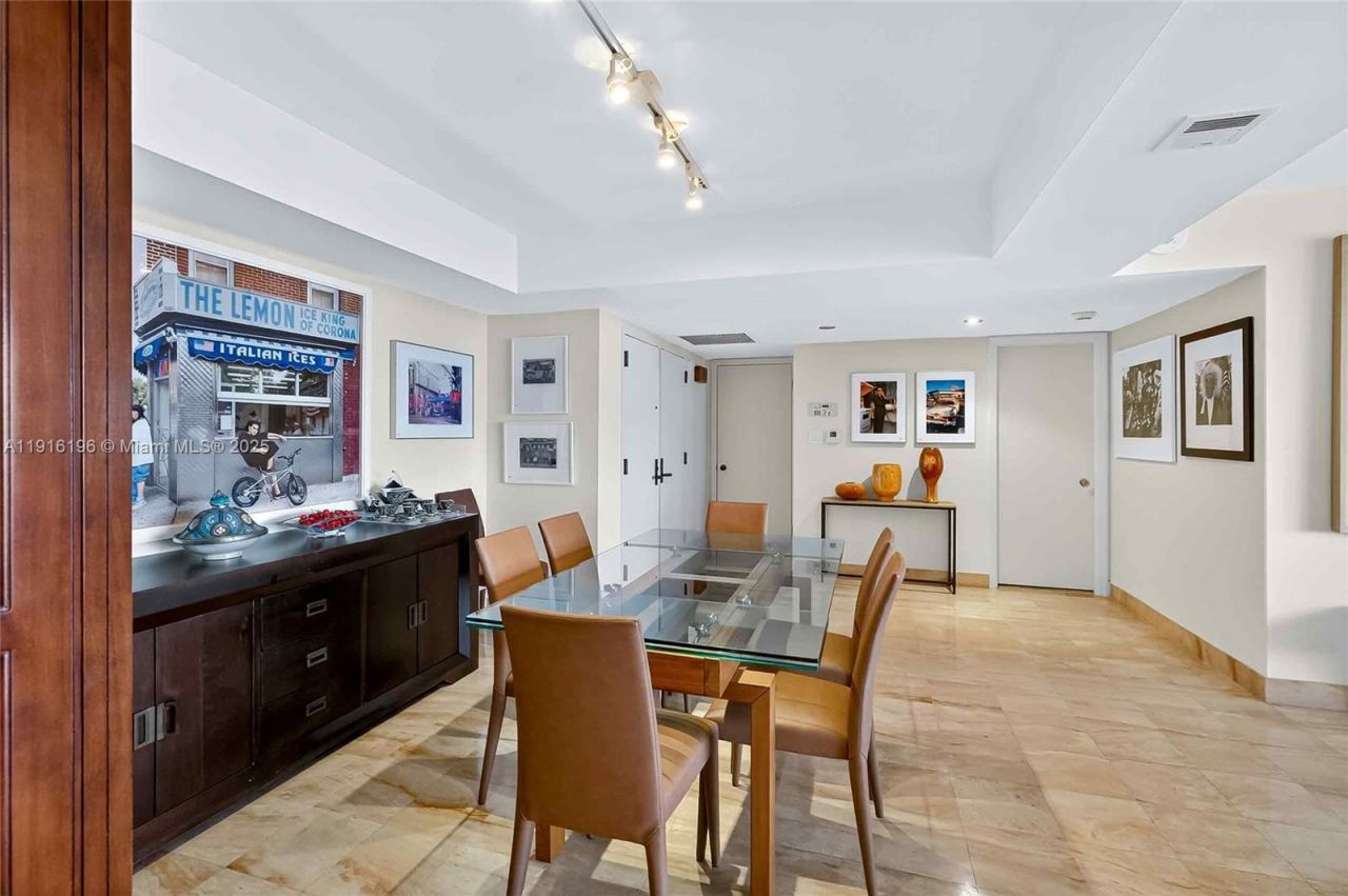 2 Grove Isle Dr, Unit B1804, Coconut Grove, FL 33133 Photo