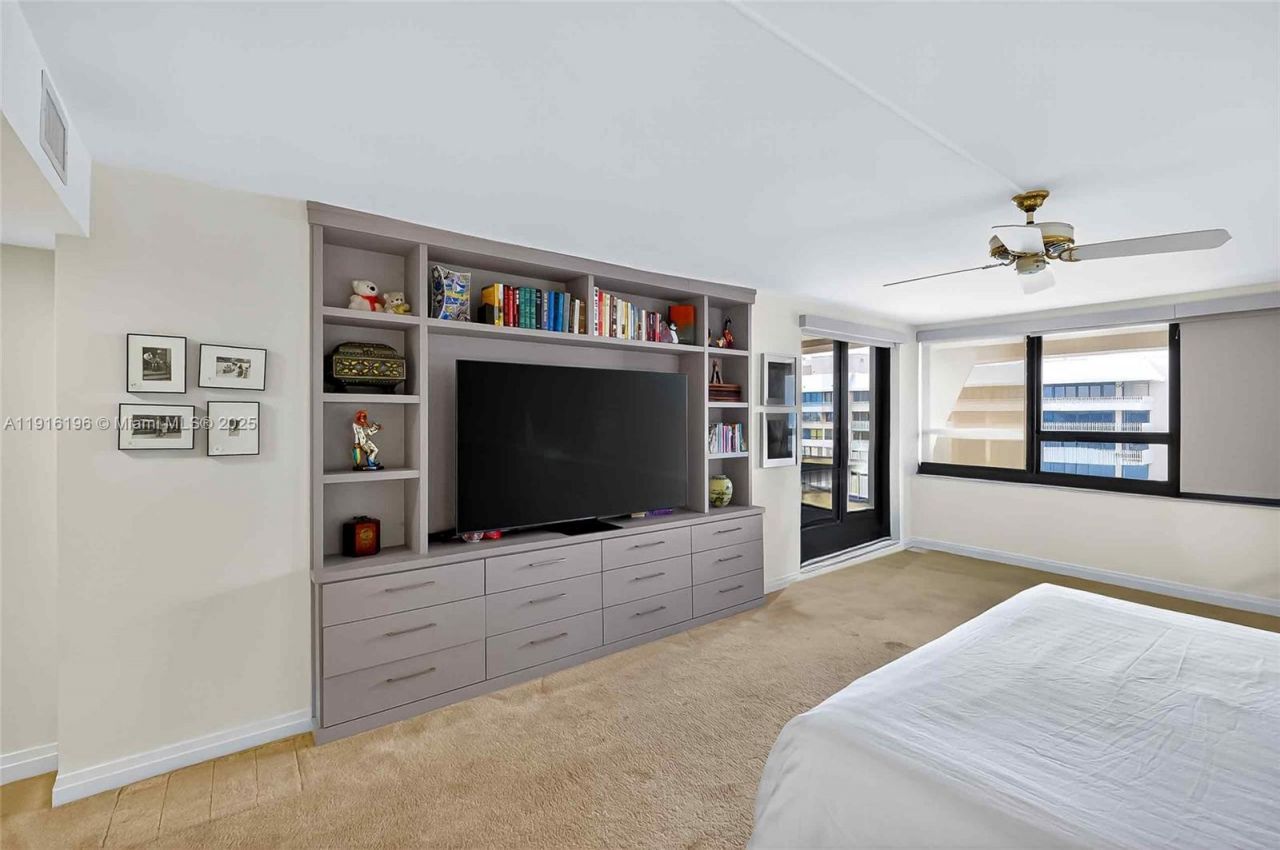 2 Grove Isle Dr, Unit B1804, Coconut Grove, FL 33133 Photo