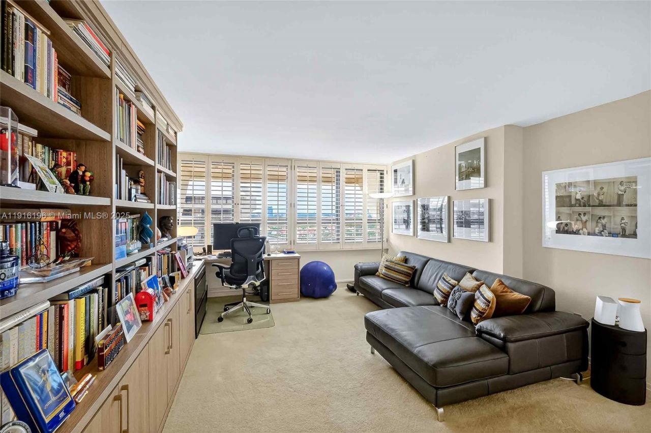 2 Grove Isle Dr, Unit B1804, Coconut Grove, FL 33133 Photo