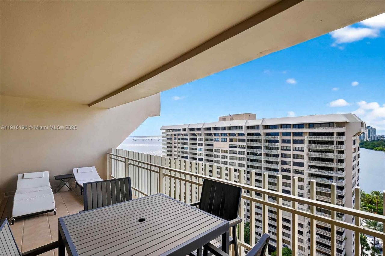 2 Grove Isle Dr, Unit B1804, Coconut Grove, FL 33133 Photo