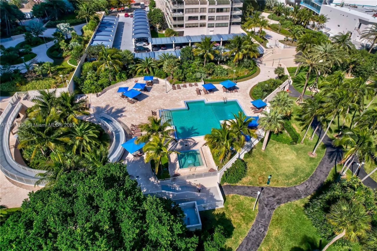 2 Grove Isle Dr, Unit B1804, Coconut Grove, FL 33133 Photo