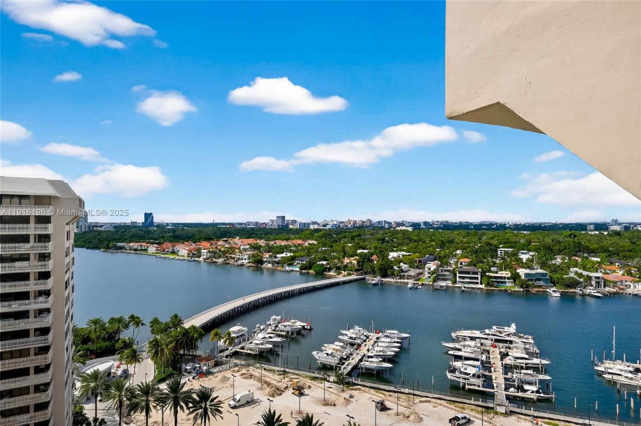 2 Grove Isle Dr, Unit B1804, Coconut Grove, FL 33133 Photo