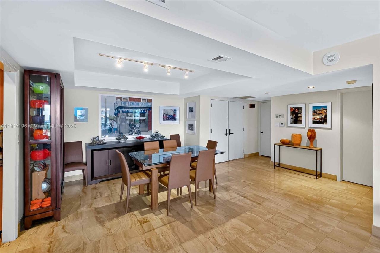 2 Grove Isle Dr, Unit B1804, Coconut Grove, FL 33133 Photo