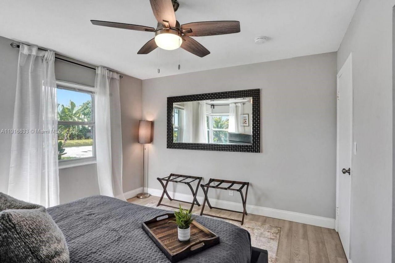 1573 NE 30th Ct, Pompano Beach, FL 33064 Photo