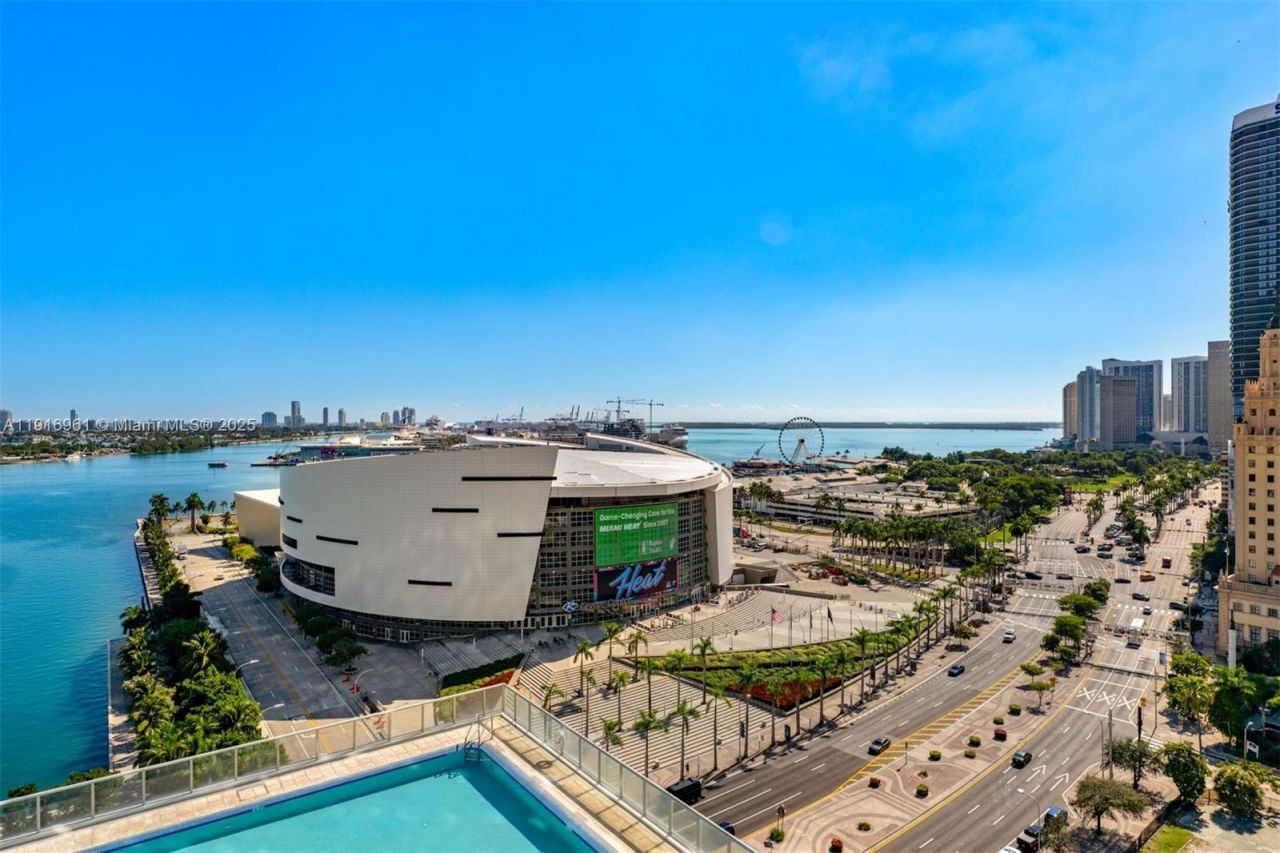 888 Biscayne Blvd, Unit 1704, Miami, FL 33132 Photo