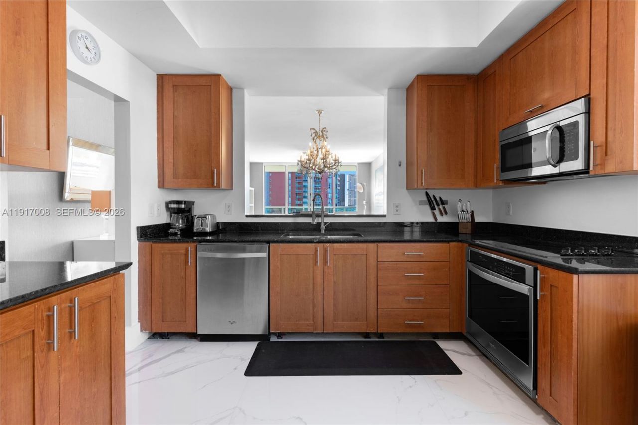 3340 NE 190th St, Unit 909, Aventura, FL 33180 Photo