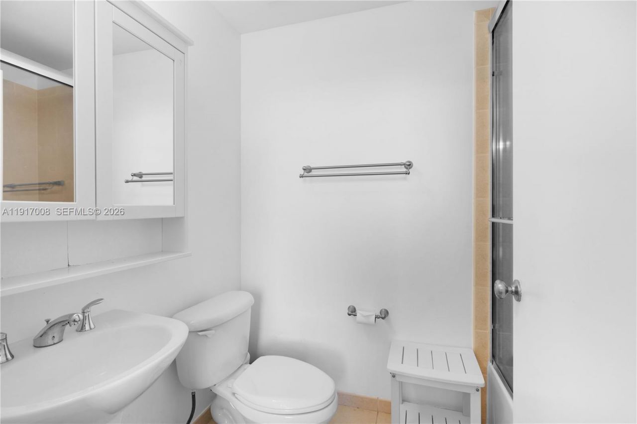 3340 NE 190th St, Unit 909, Aventura, FL 33180 Photo