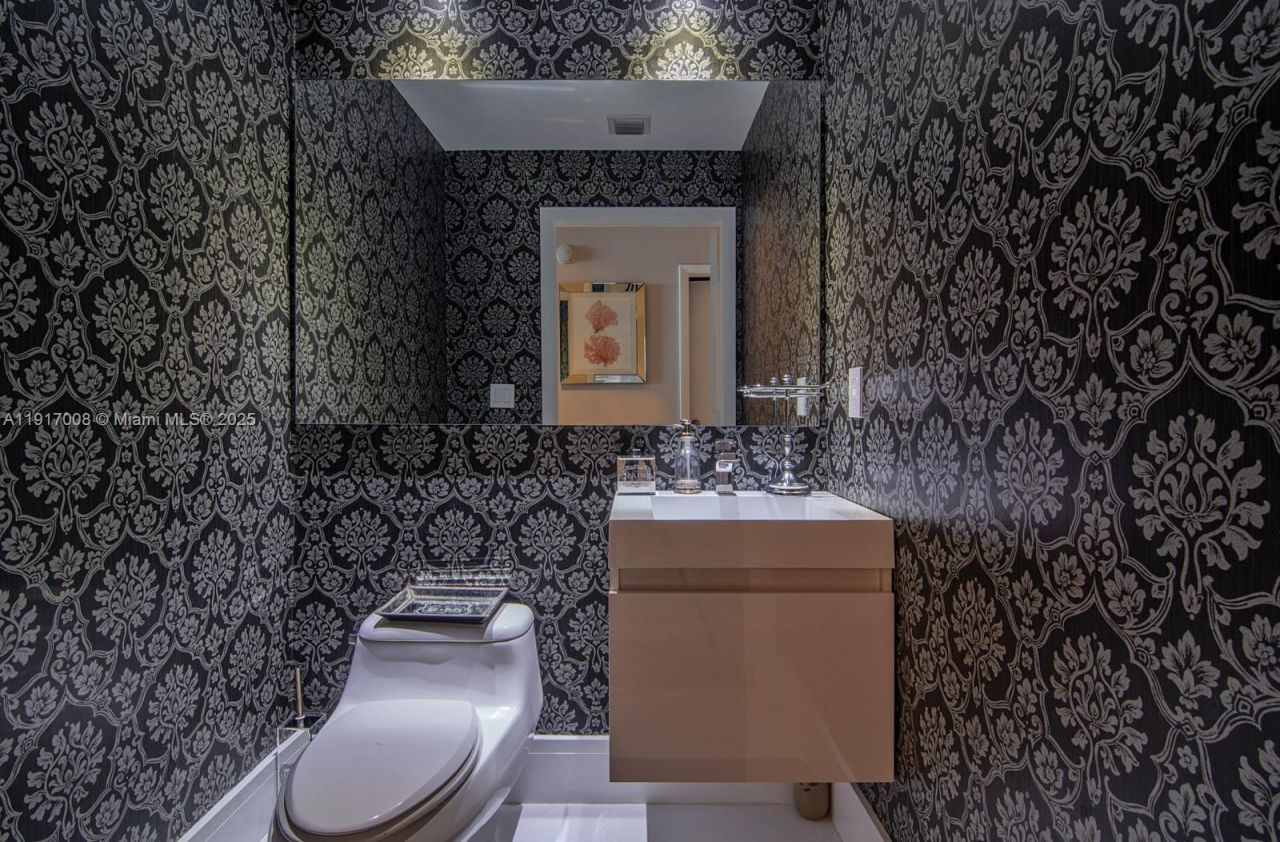 3340 NE 190th St, Unit 909, Aventura, FL 33180 Photo