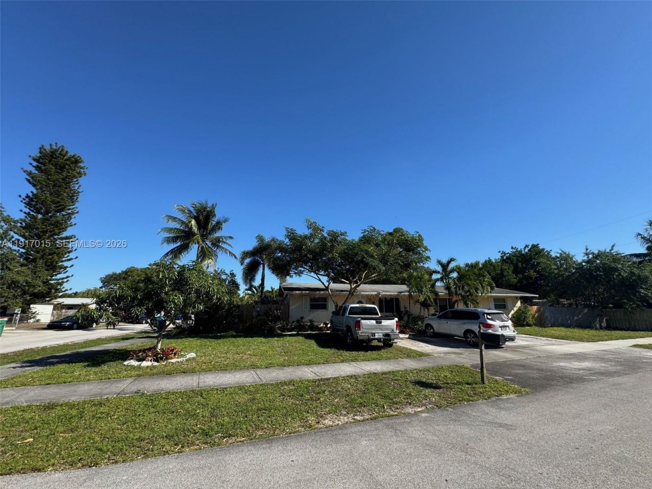 2200 SW 42nd Ave, Fort Lauderdale, FL 33317 Photo