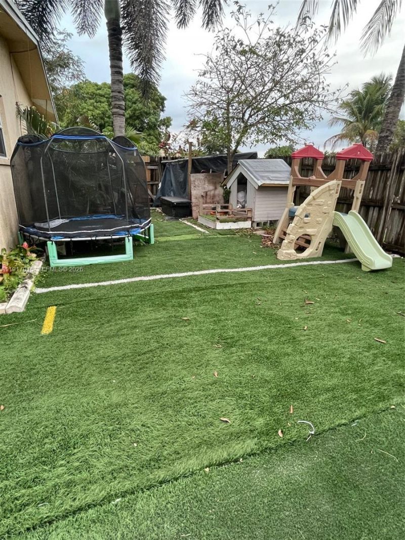 2200 SW 42nd Ave, Fort Lauderdale, FL 33317 Photo