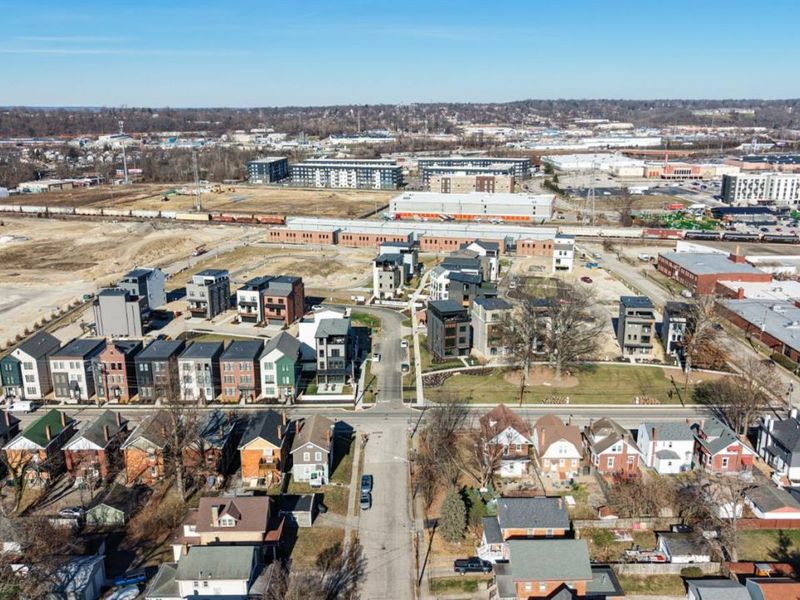 4421 Pin Oak Circle, Unit Lot83, Cincinnati, OH 45209 Photo 12