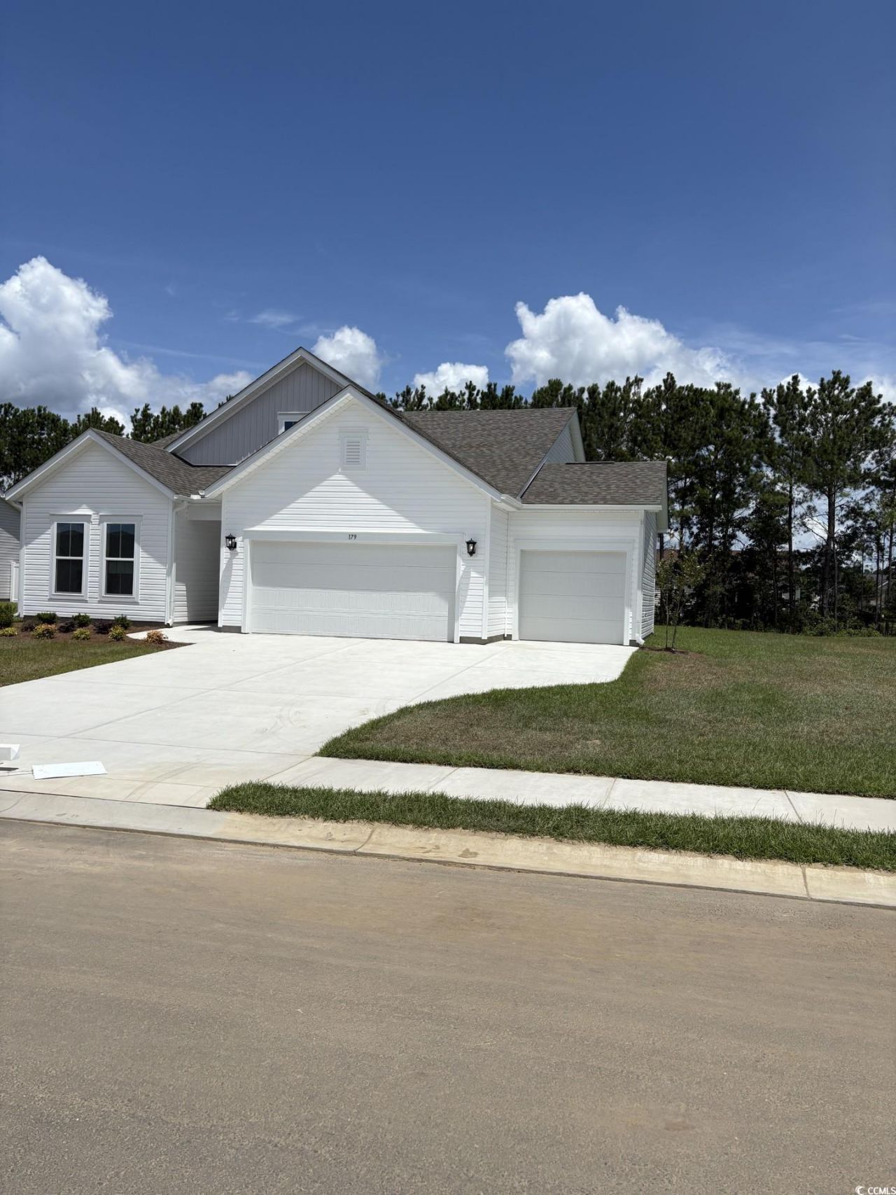 902 Inlet Keys St. Photo 7