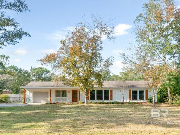 4082 Dawson Drive, Mobile, AL 36619