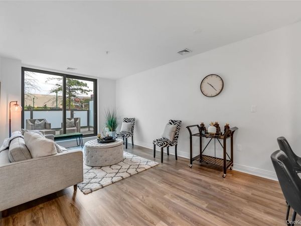 701 Ridge Hill Boulevard, Unit 11K, Yonkers, NY 10710