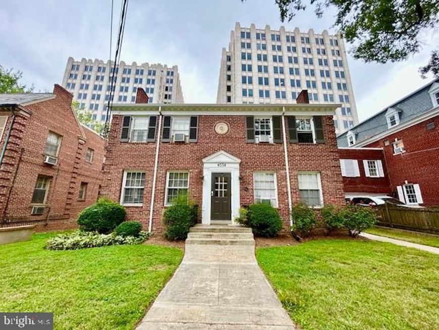 4534 Avondale Street, Unit 2, Bethesda, MD 20814 Main Photo