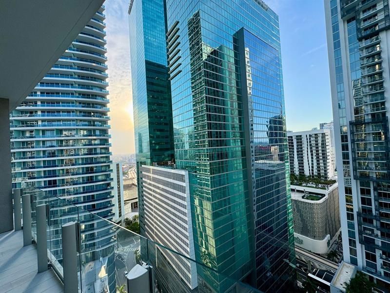 300 Biscayne Blvd Way, Unit 2508, Miami, FL 33131 Photo