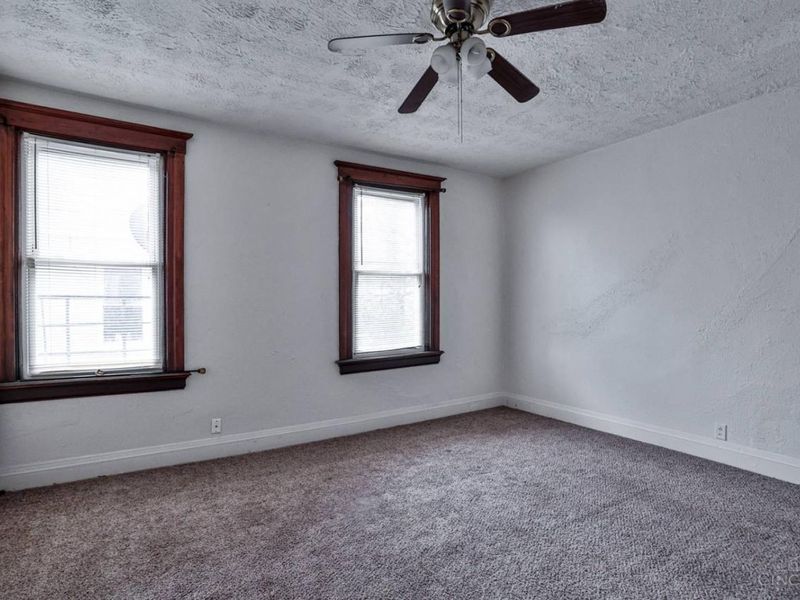 2231 Burnet Drive, Cincinnati, OH 45219 Photo 25