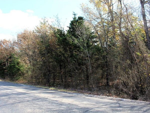 Red Lake Road , Albany, OK 74726