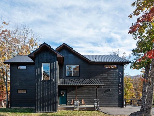3105 Storm Bringer Drive, Sevierville, TN 37862