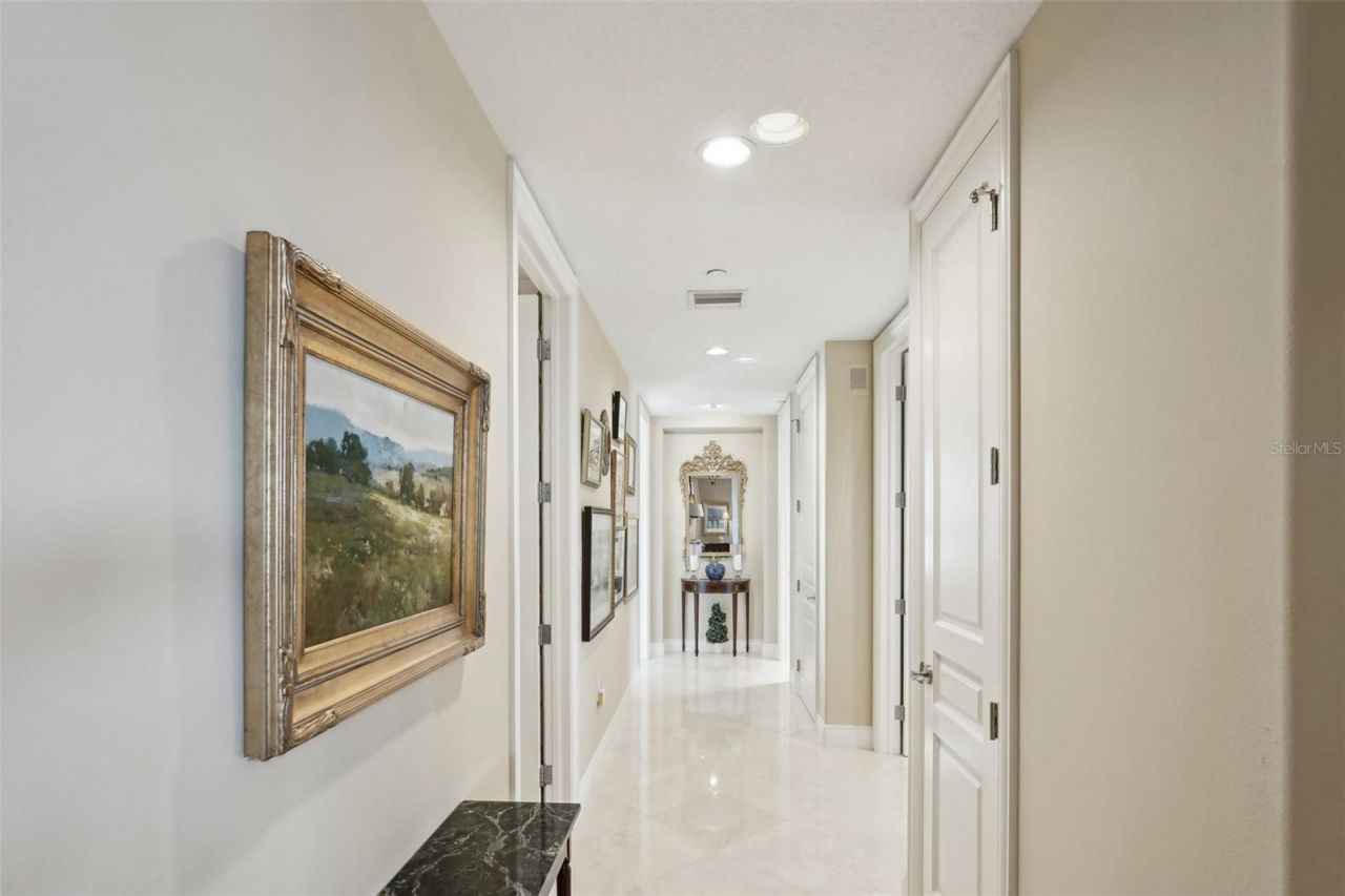 2050 Benjamin Franklin Drive, Unit B704, Sarasota, FL 34236 Photo