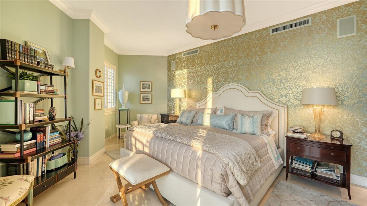 2050 Benjamin Franklin Drive, Unit B704, Sarasota, FL 34236 Photo