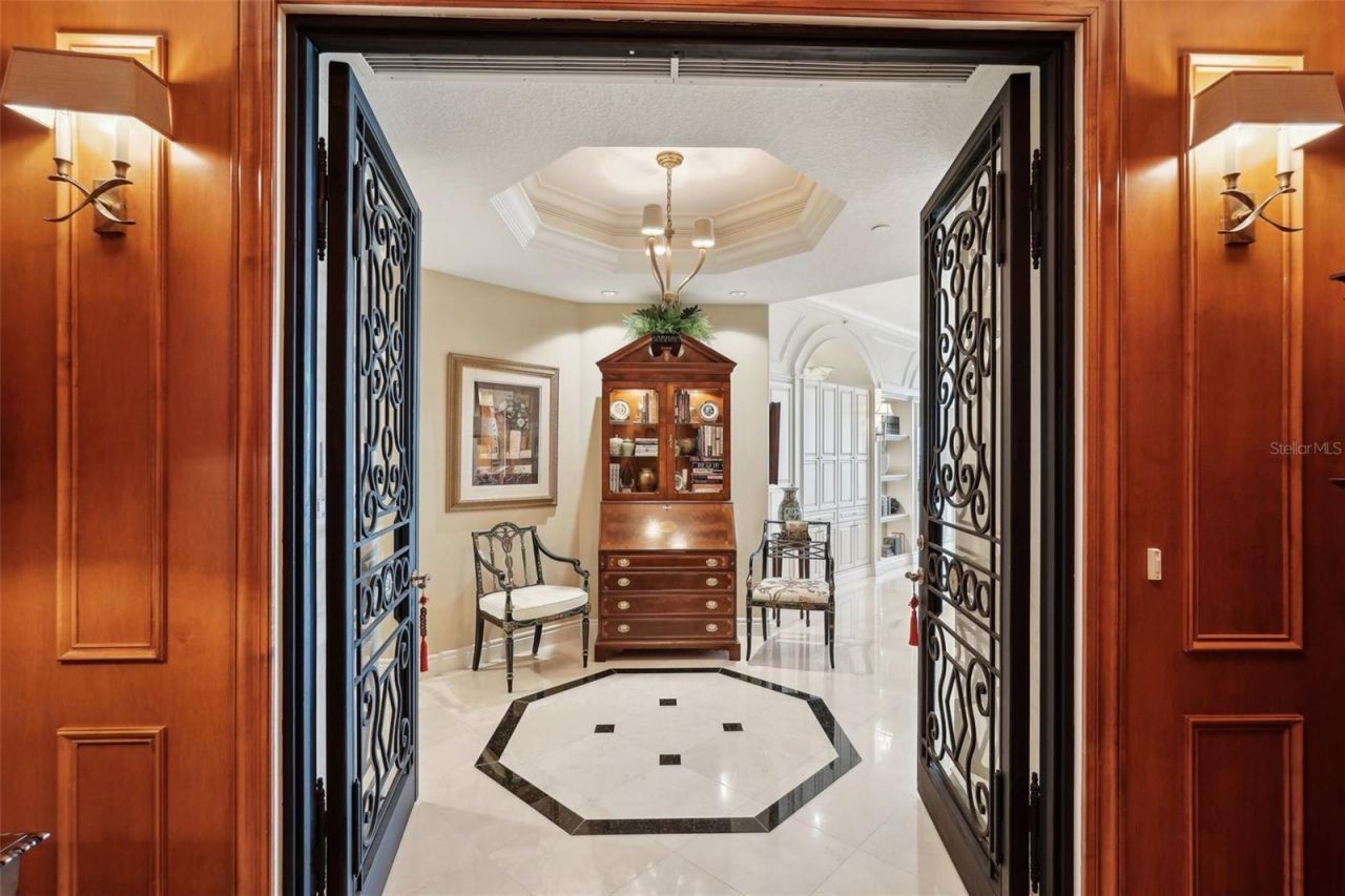 2050 Benjamin Franklin Drive, Unit B704, Sarasota, FL 34236 Photo