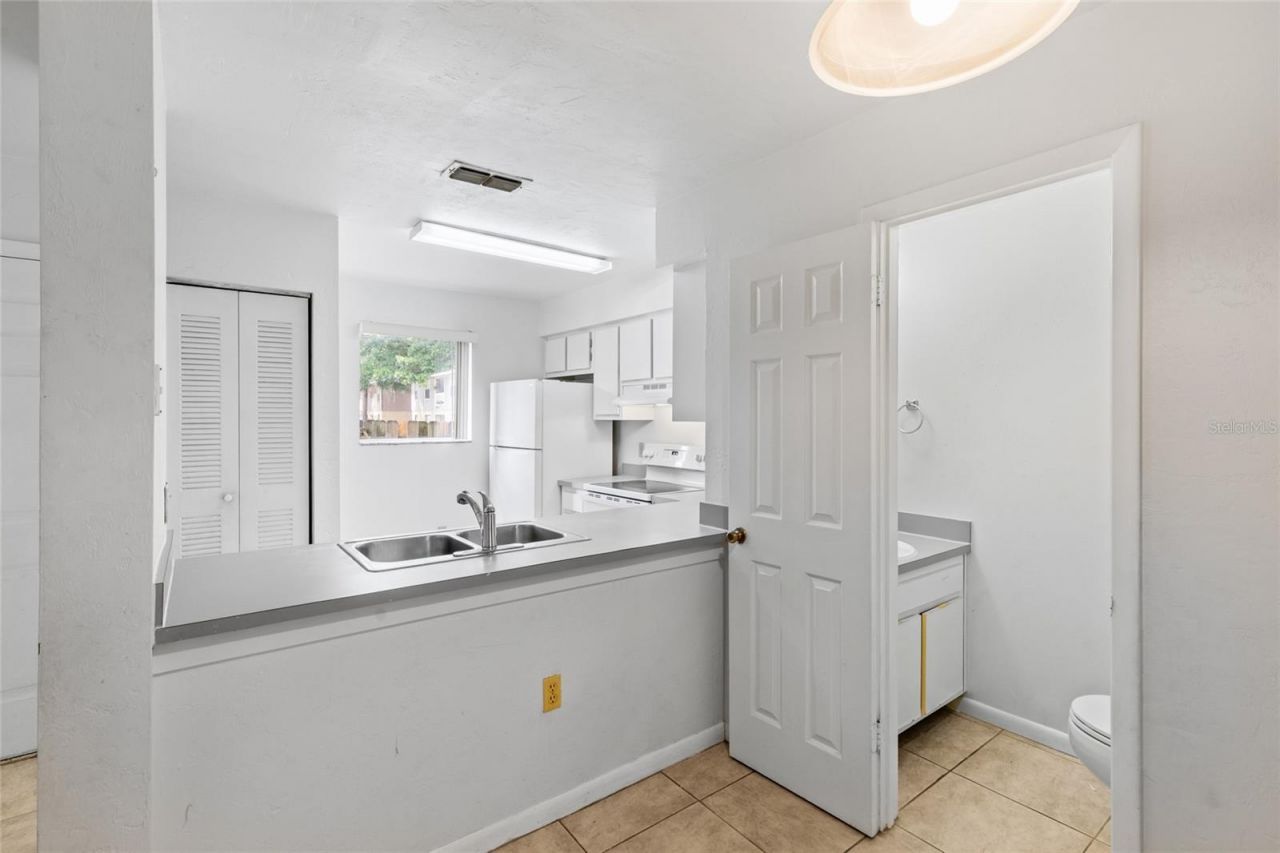 2219 SW 39th Way, Gainesville, FL 32607 Photo