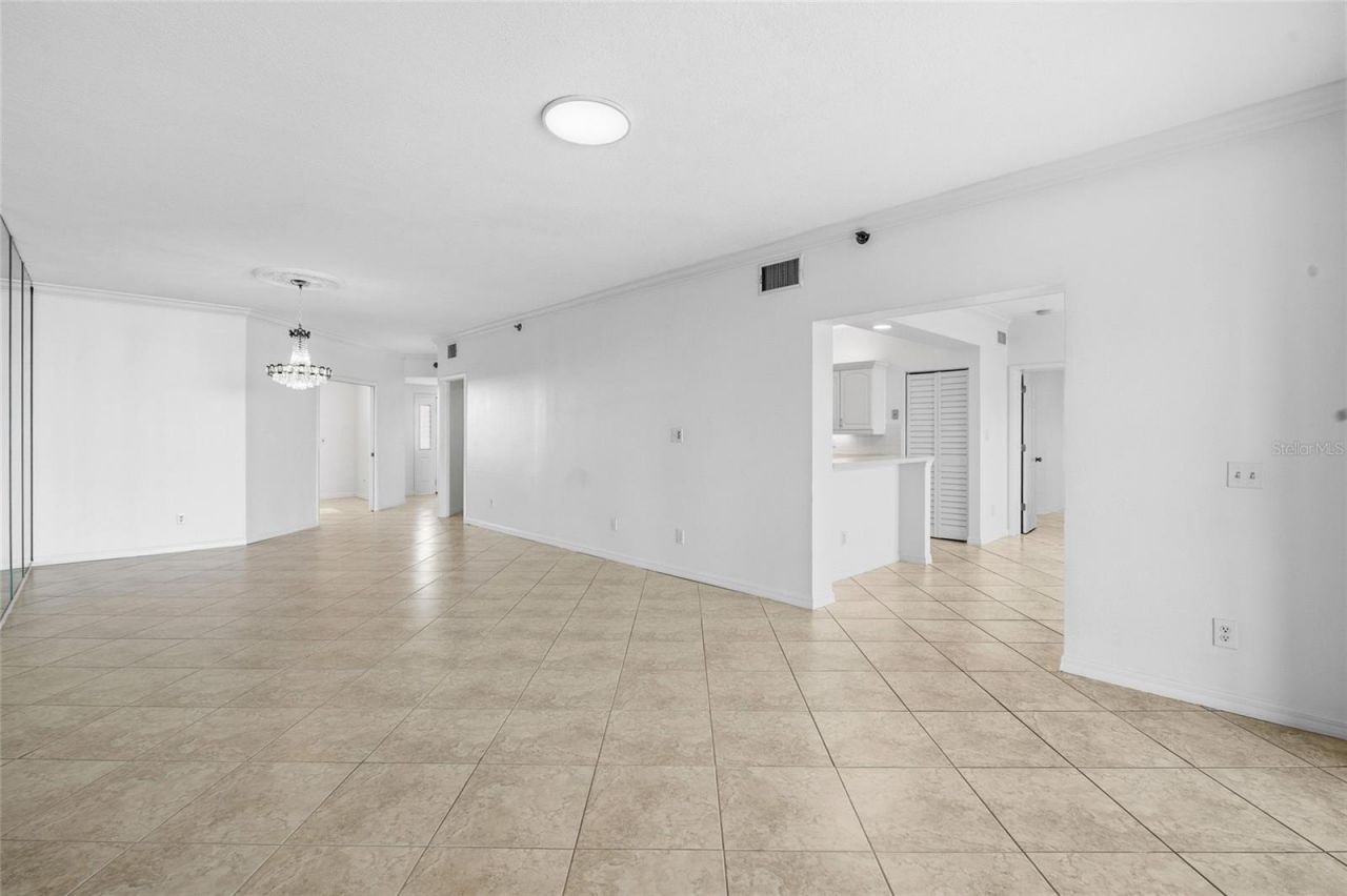 7932 Sailboat Key Boulevard S, Unit 804, South Pasadena, FL 33707 Photo