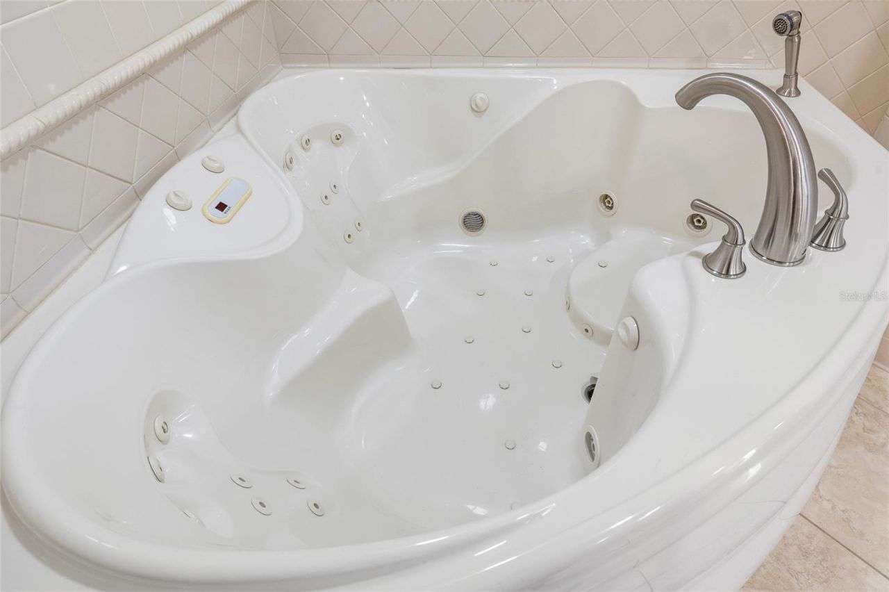 7932 Sailboat Key Boulevard S, Unit 804, South Pasadena, FL 33707 Photo