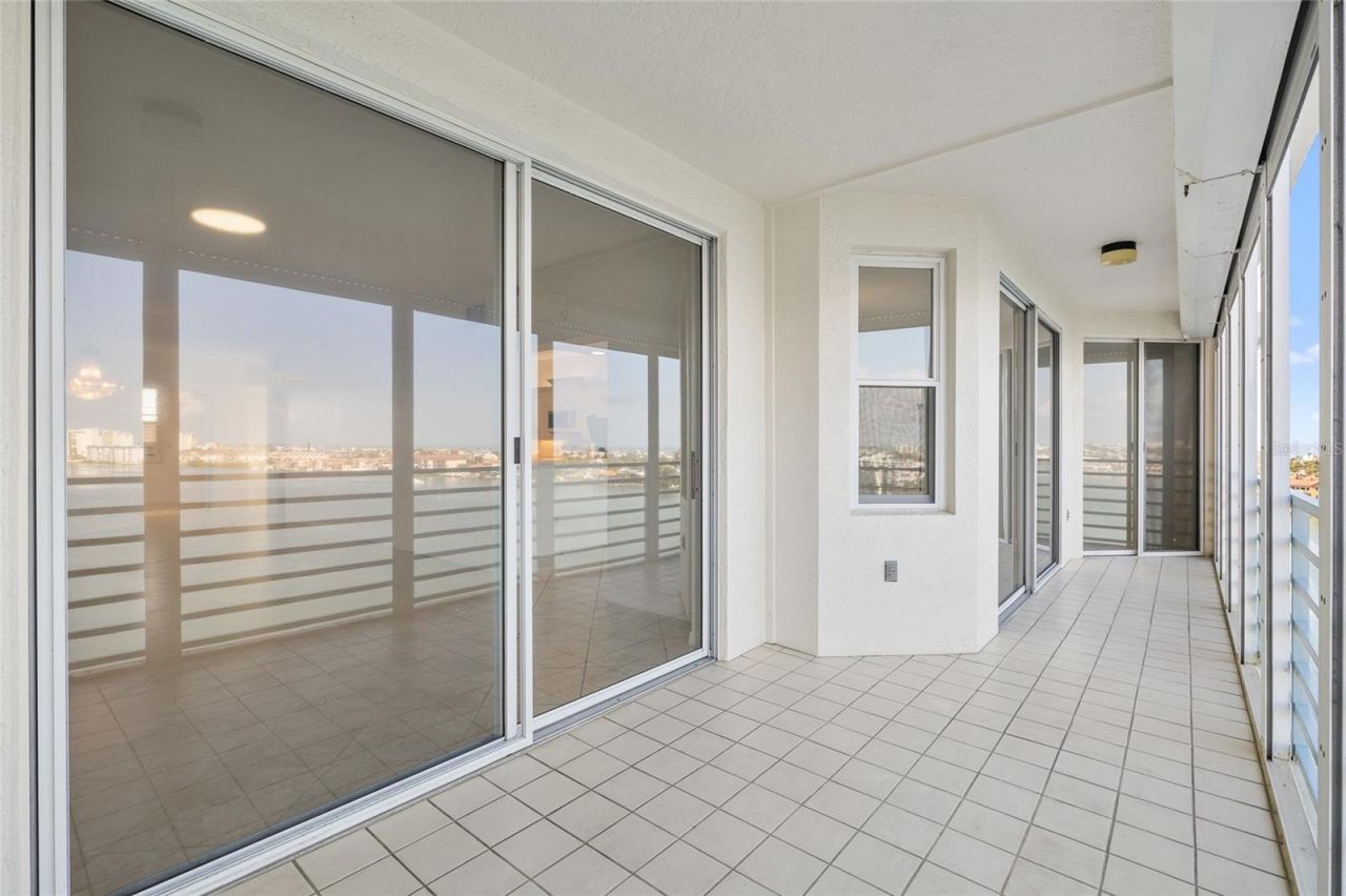 7932 Sailboat Key Boulevard S, Unit 804, South Pasadena, FL 33707 Photo