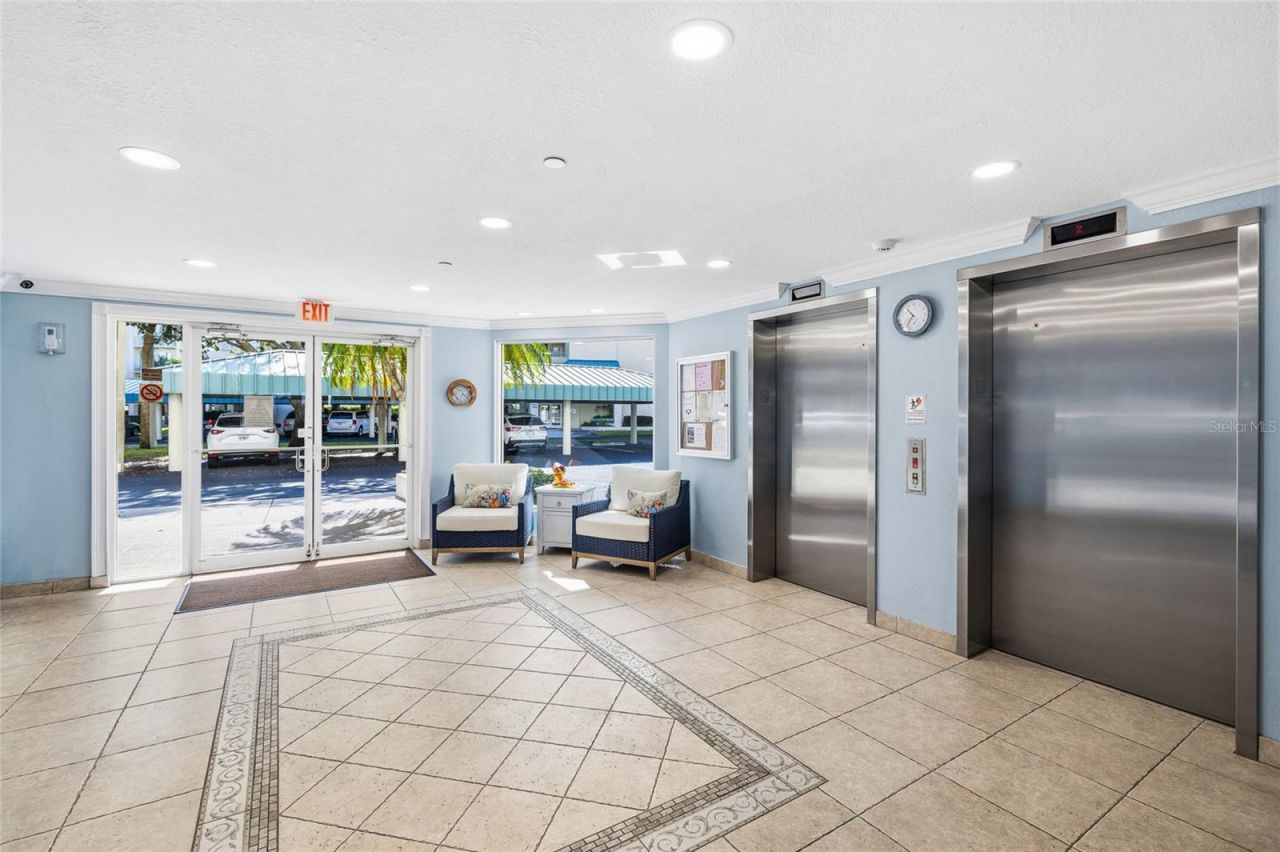 7932 Sailboat Key Boulevard S, Unit 804, South Pasadena, FL 33707 Photo