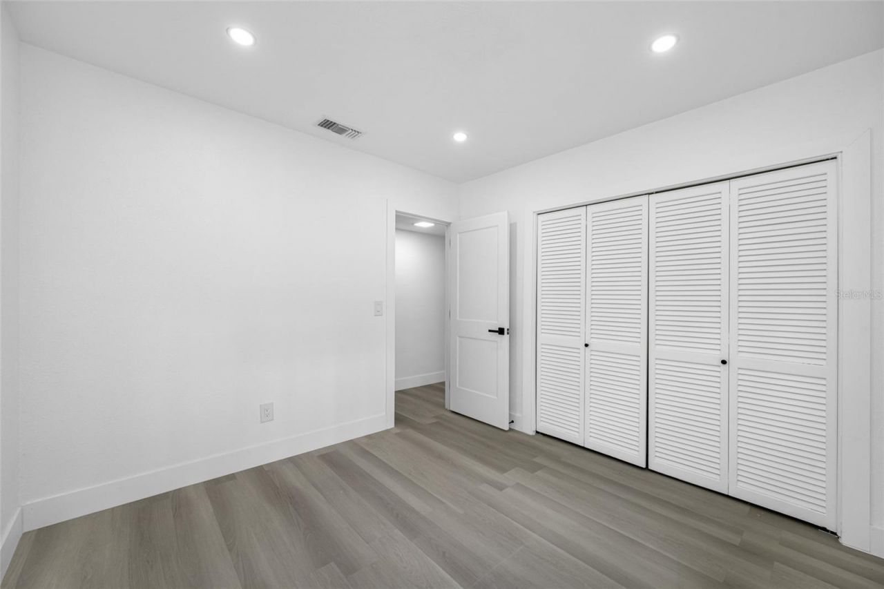 7601 Pine Hill Drive, Tampa, FL 33617 Photo