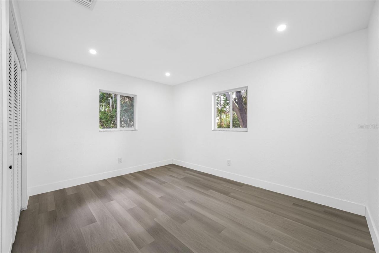 7601 Pine Hill Drive, Tampa, FL 33617 Photo