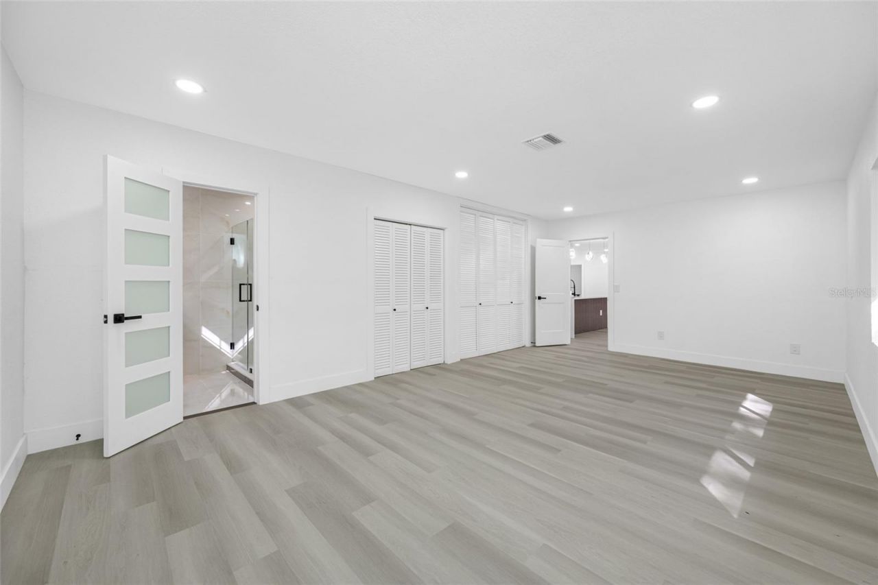 7601 Pine Hill Drive, Tampa, FL 33617 Photo