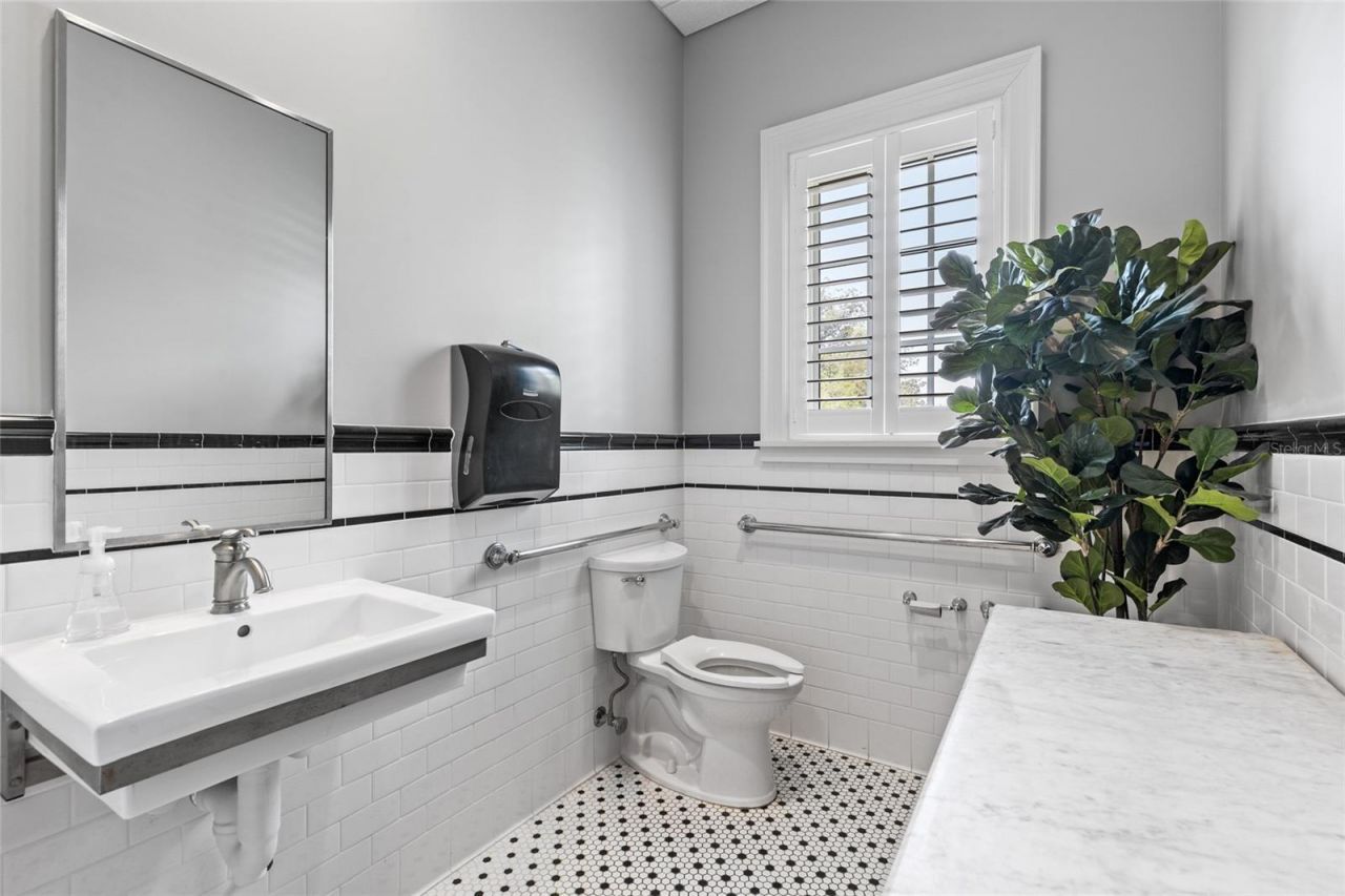 130 NE Clyde Avenue, Mayo, FL 32066 Photo