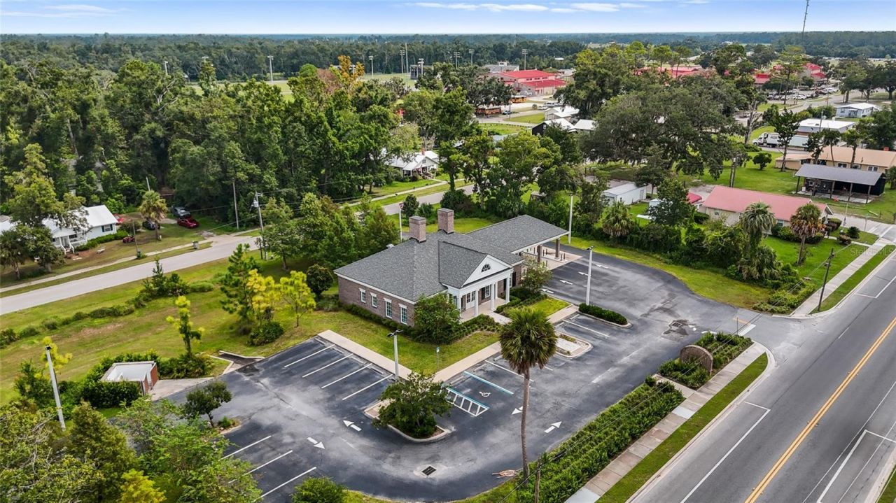 130 NE Clyde Avenue, Mayo, FL 32066 Photo