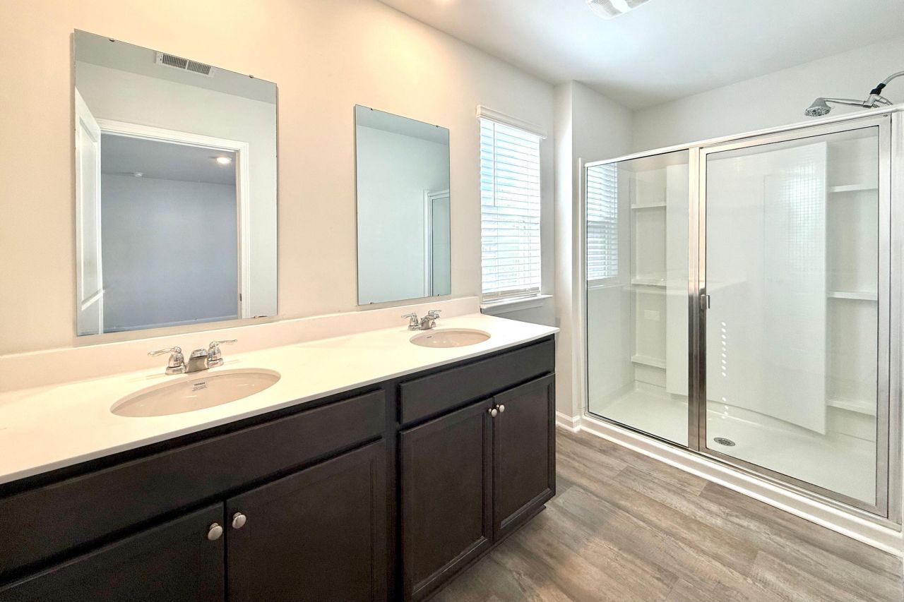 117 Sweet Cherry Lane Photo 6