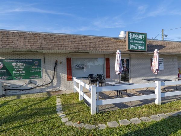 964 Reed Canal Road, South Daytona, FL 32119